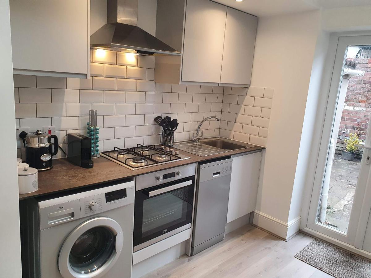 Victoria House - 3 Bedrooms, 3 Bathrooms By Cliftonvalley Apartments Bristol Luaran gambar