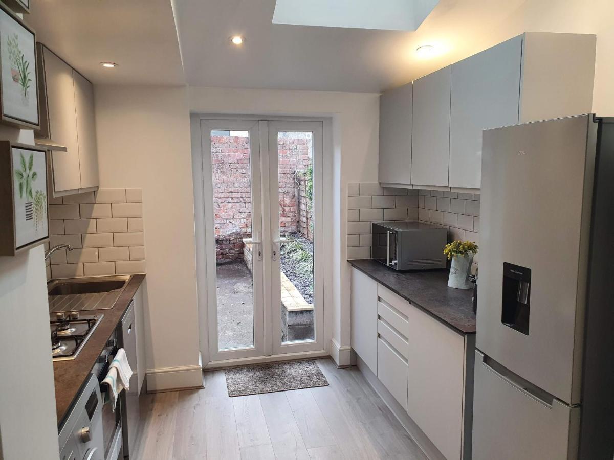 Victoria House - 3 Bedrooms, 3 Bathrooms By Cliftonvalley Apartments Bristol Luaran gambar